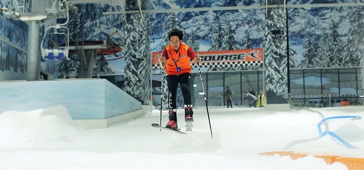 Sekarang Main Ski Engga Harus Ke Negara 4 Musim Lho, Kok Bisa?